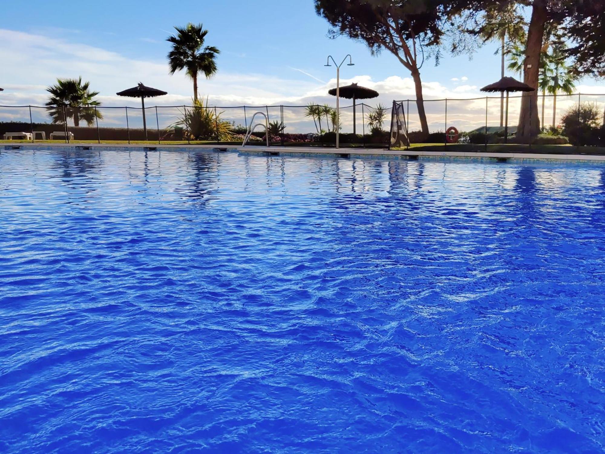 Luxury Frontline Residence Ehhouse Estepona Exterior photo